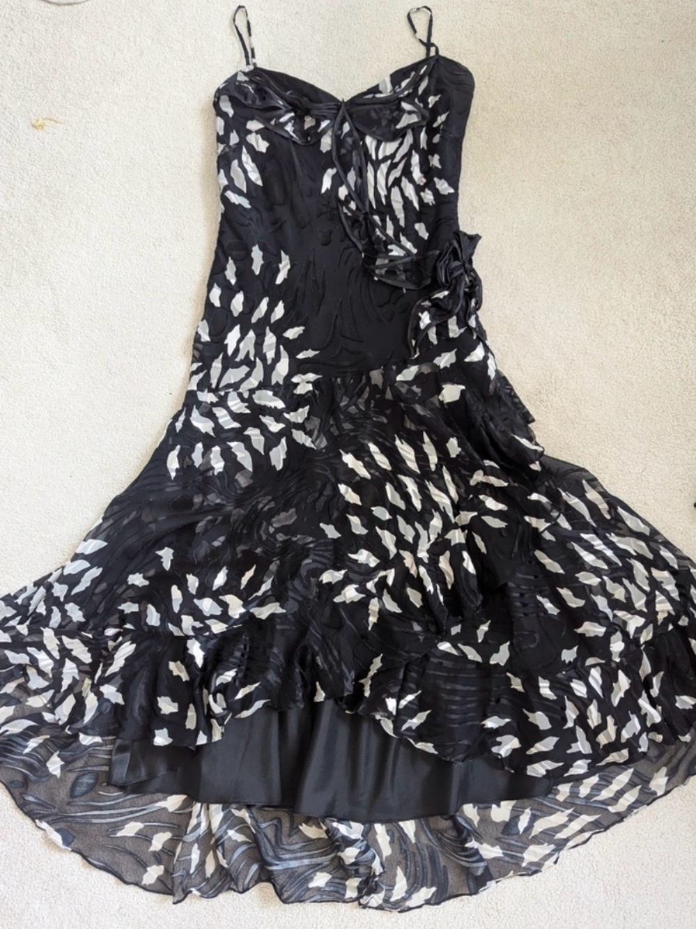 ♥️ ABSOLUTELY BEAUTIFUL Women's Black & White Lined Dress. GORGEOUS!